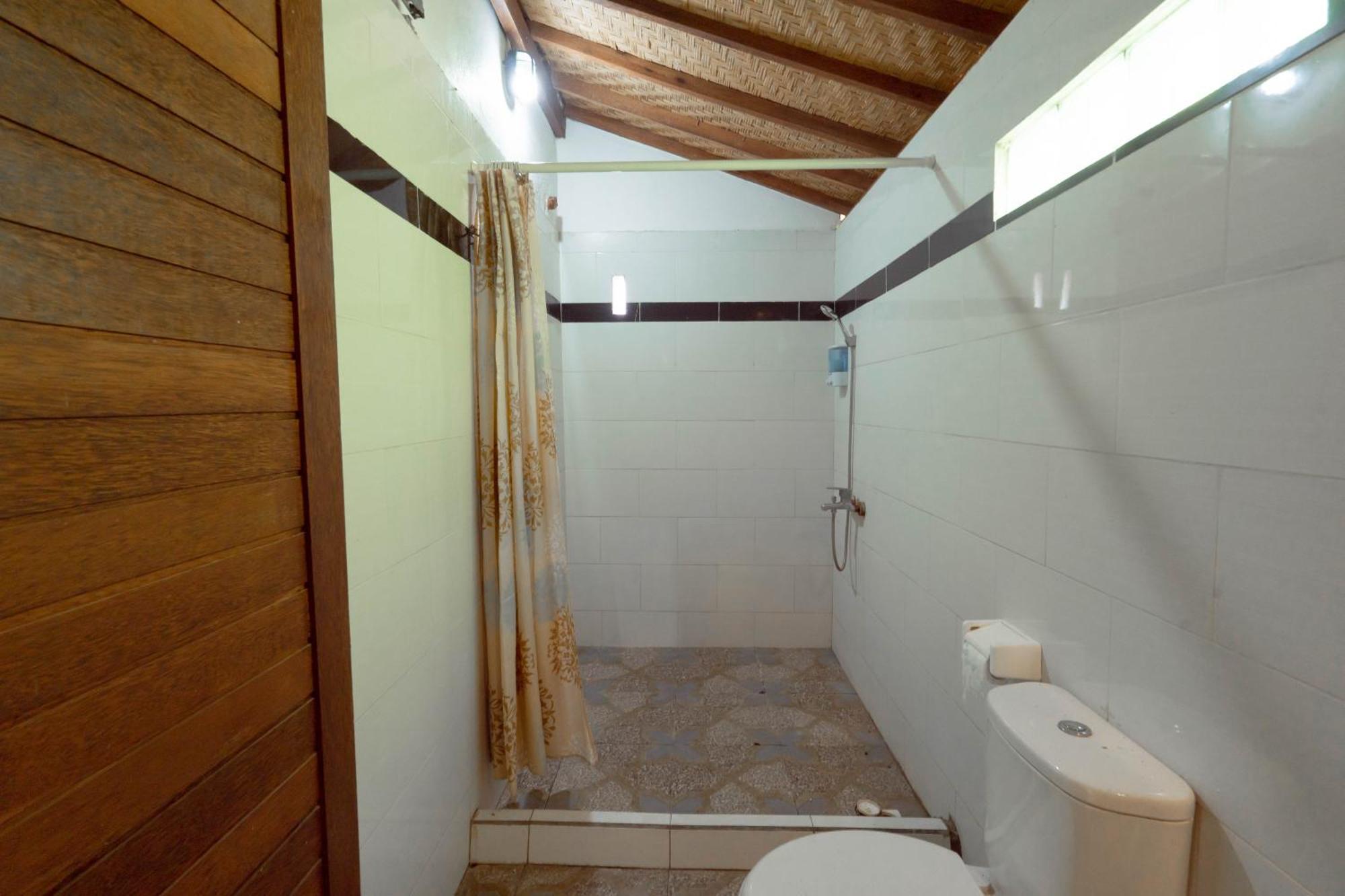 Ratu Cottage By Ourstory Travels Batununggul Exterior photo